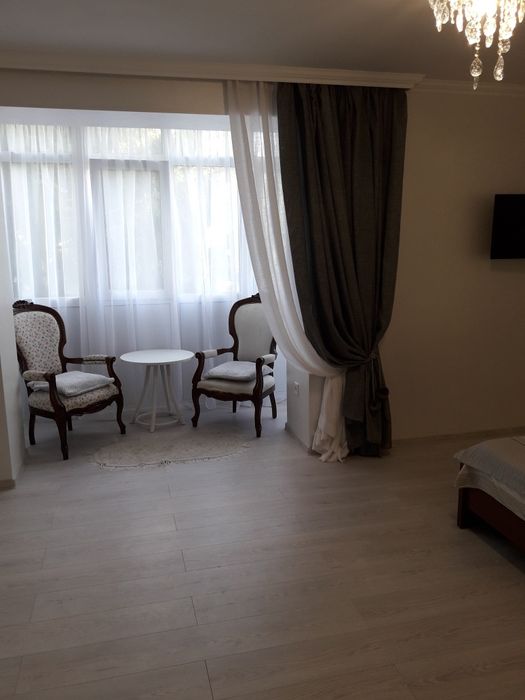 Подобово 1 кімнатна квартира в парковій зоні