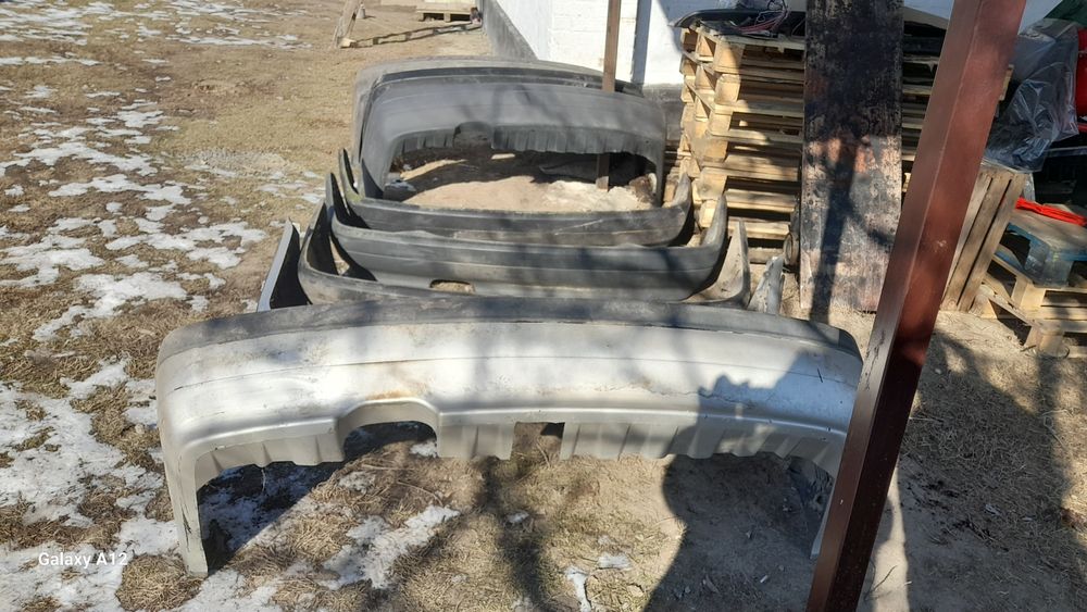 Бампера задні Ауди 80 б3,б4 АКЦІЯ