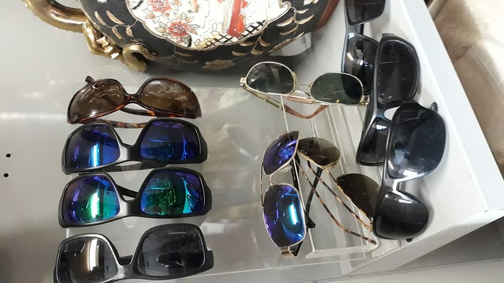 Óculos de sol novos