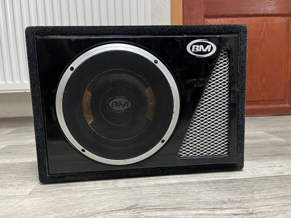 Активний автомобільний сабвуфер BOSCHMANN BM Audio BM-H10 10 дюймів 250 Вт, авто сабвуфер з підсилювачем 12В фазоінвертор 4 Ом, потужний бас для авто