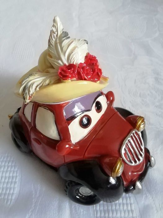 Новая красивая детская игрушка машинка копилка статуэтка подарок