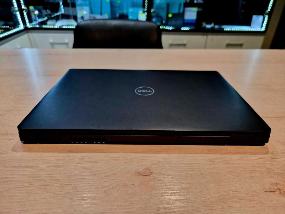 Dell Latitude 5300, intel i7, 8gb ram, SSD, Windows 11