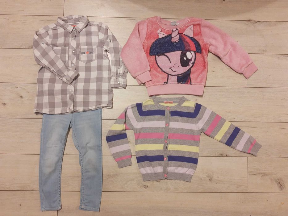 Zestaw ubrań dla dziewczynki 98-104 (kamizelka, sukienki, bluzki)