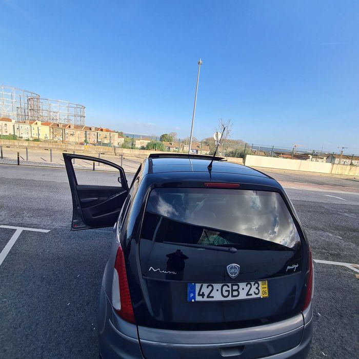 Automóvel Lancia Musa