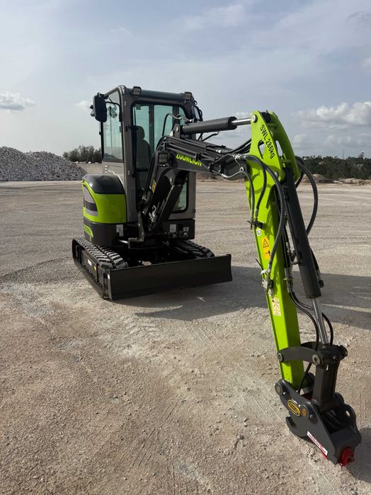 Mini giratória Zoomlion ZE26