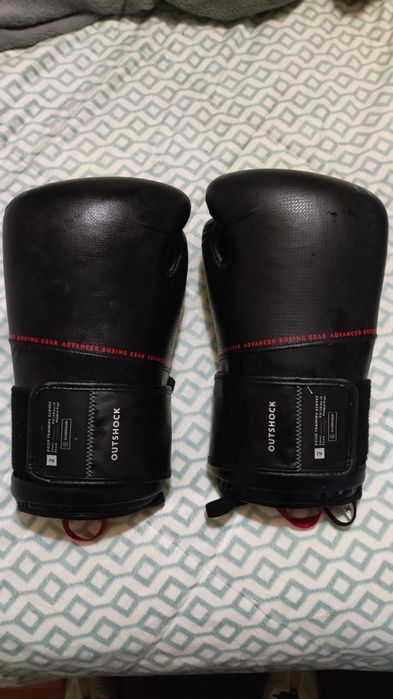 Luvas Outshock 14oz
