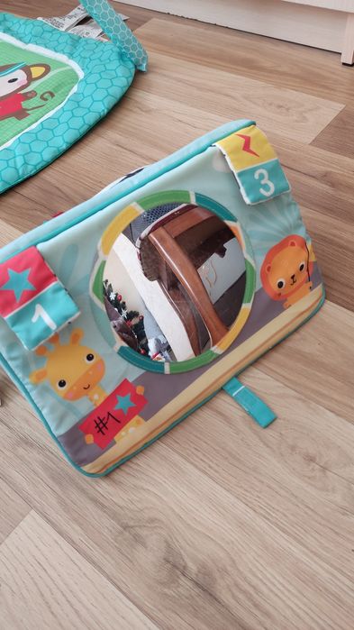 Розвиваючий килимок Bright Starts Grip & Kick Оball для немовлят