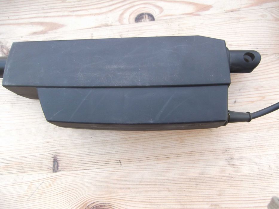 Siłownik LINAK LA12 24V 2 szt