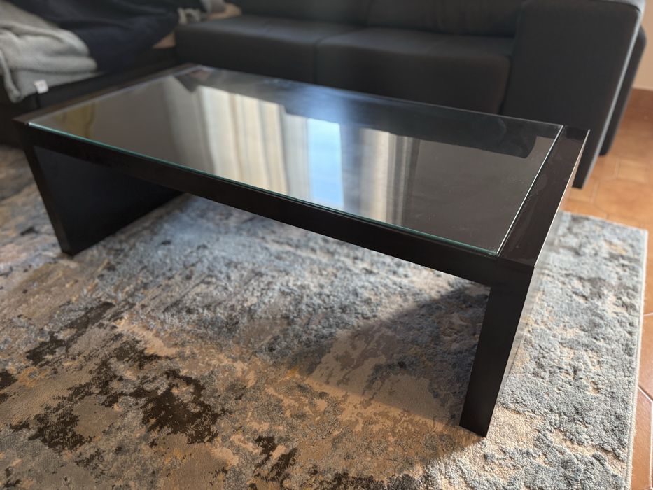 Mesa centro sala com tampo de vidro