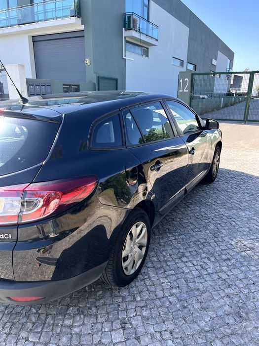 Mégane Sport Tourer 1.5 dCi 90 cv | 2013 | 209.000 km | Distribuição feita | Manutenção recente | 2 chaves