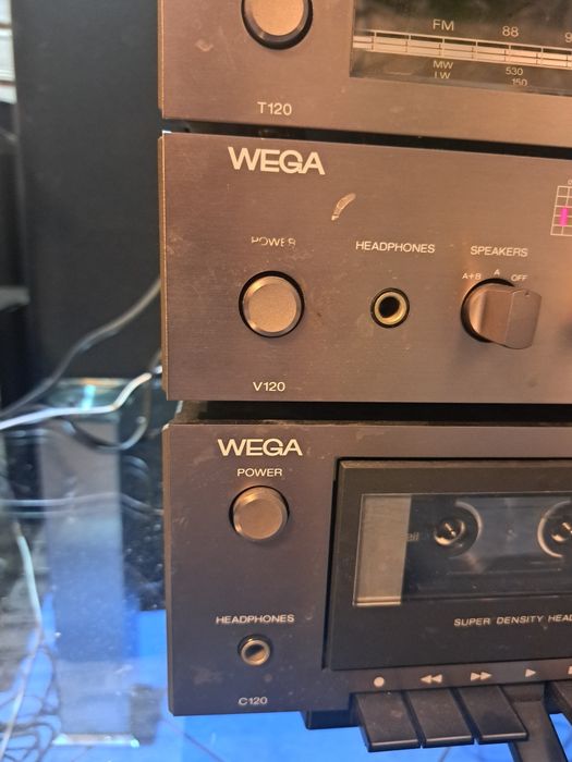 Wieża Wega sony v 120