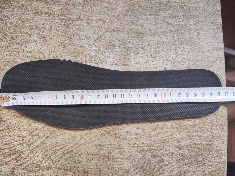 Кроссовки летние. Стелька 27см