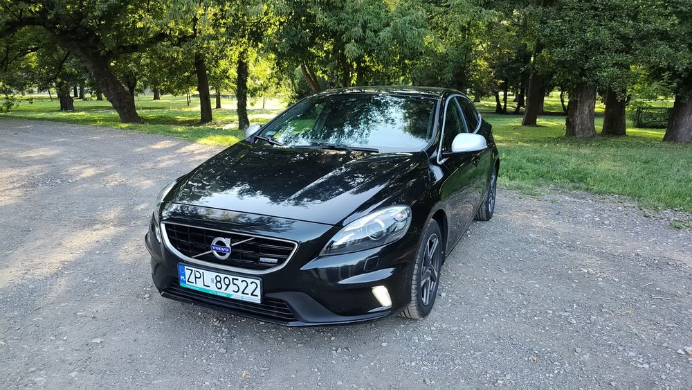 Volvo V40