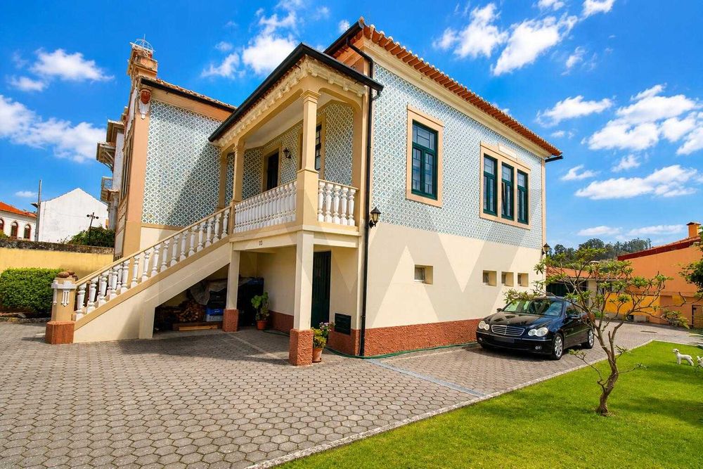 BAIXA DE PREÇO | Moradia de Charme | Albergaria-a-Velha | 1.871 m² | 310.000 €