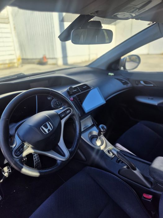 Honda Civic 1.4 gasolina — photo 2