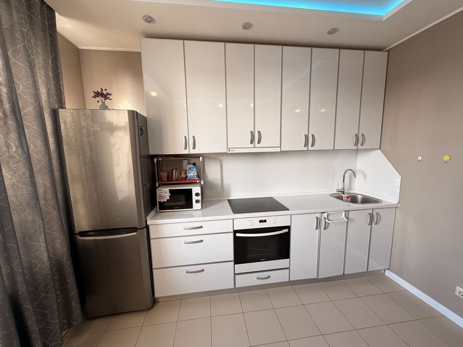 Сдам гостинку ЖК Карамель метро Центральный рынок Вокзальная/ЮЖД Центр