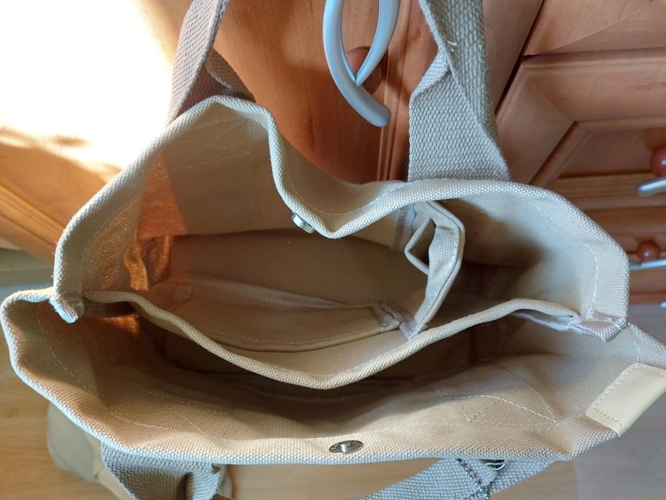 Torebka beżowa do ręki