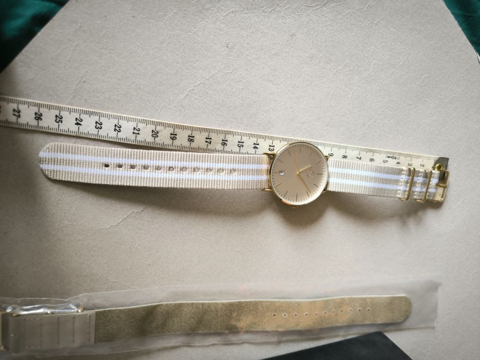 Gentleman Selection zegarek męski beżowy prezent dwa paski datownik