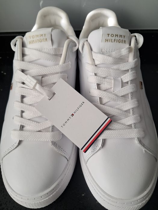 Tommy Hilfiger Rozm.40/26cm.