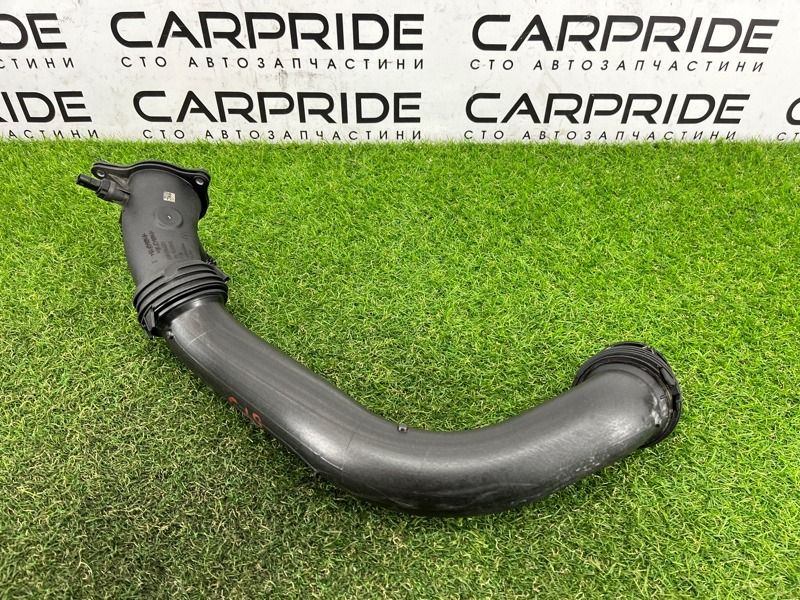 Патрубок интеркулера BMW 5-series G30 2.0 B46B20 2017