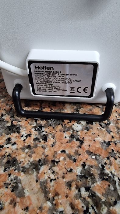 Tostadeira e maquina de waffles HOFFEN