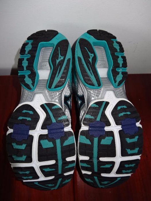 Buty Mizuno wave rider 15 roz 40  Do Biegania Sportowe