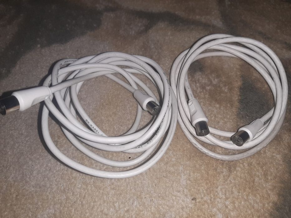 Dwa kable antenowe jeden 2m a drugi 3m