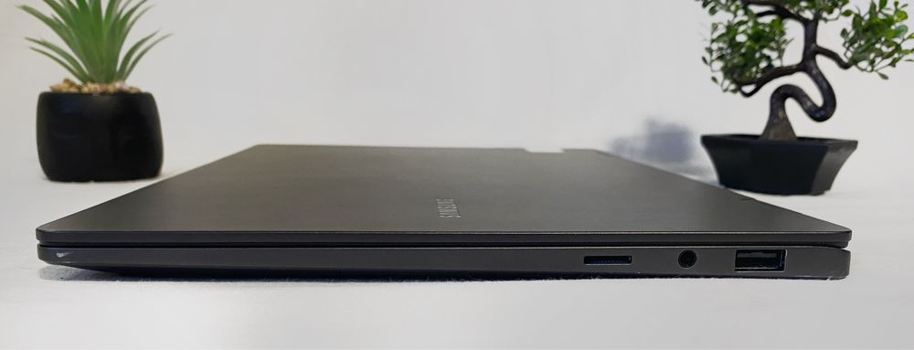 Samsung 13.3" | Сучасний ноутбук / i5 / 8-256GB SSD Гарантія