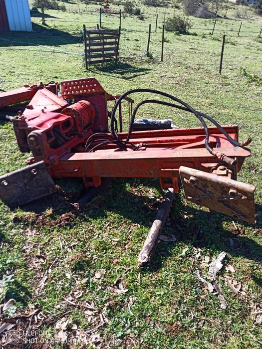 Vendo retro  traseira de trator