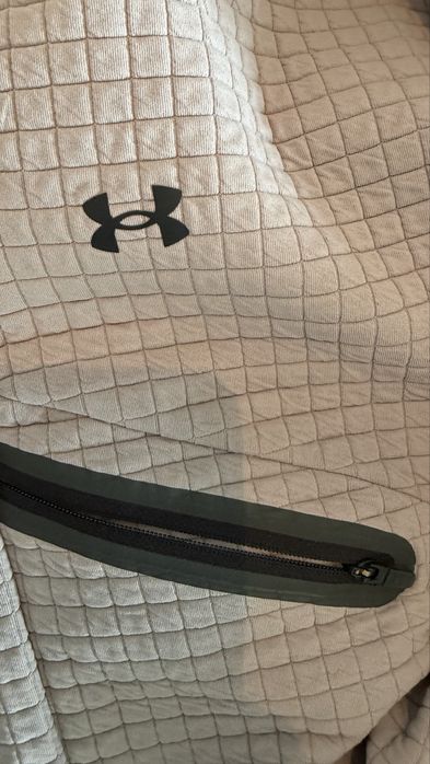 Under Armour Жіночі пудрові спортивні штани Unstoppable Flc Grid Crop