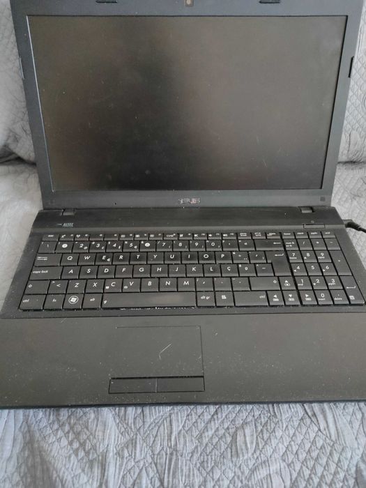 Продам ноутбук Asus X52F