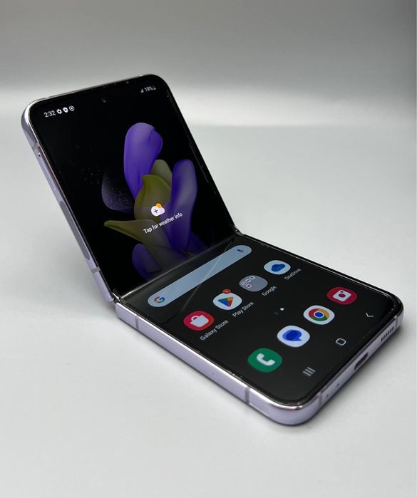 Ультрагнучкий смартфон Samsung Galaxy Z Flip4 256GB 5G гарантія!