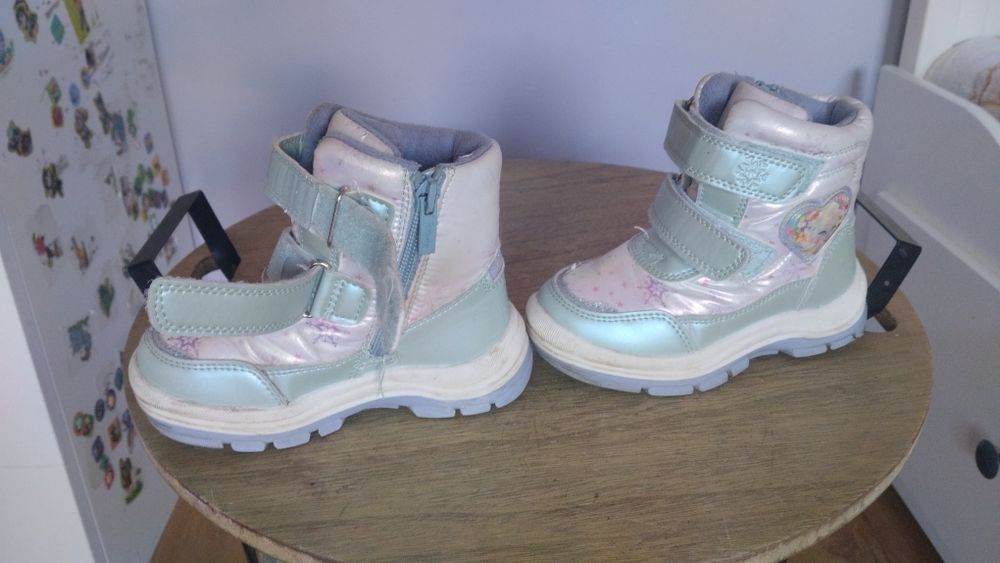 Buty zimowe dla dziewczynki