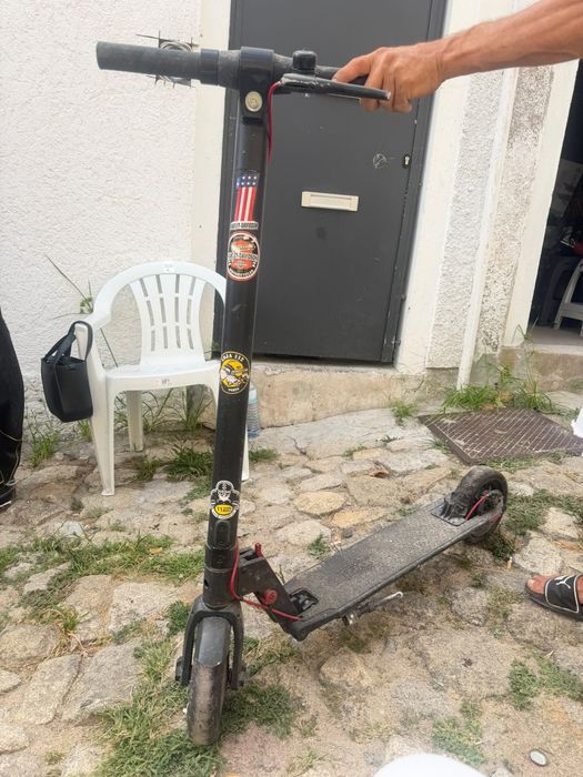 Trotinete em bom estado