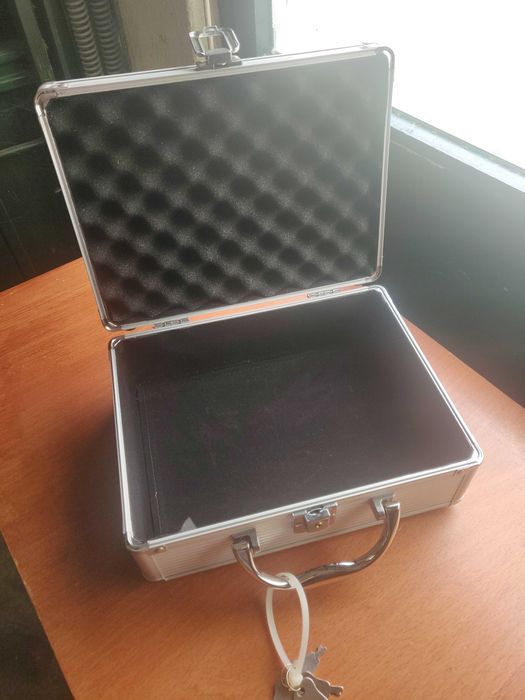 caixa de segurança em aluminio
