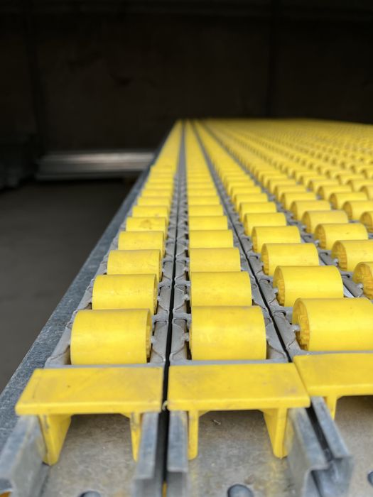 Роликова рейка для деревообробних станків