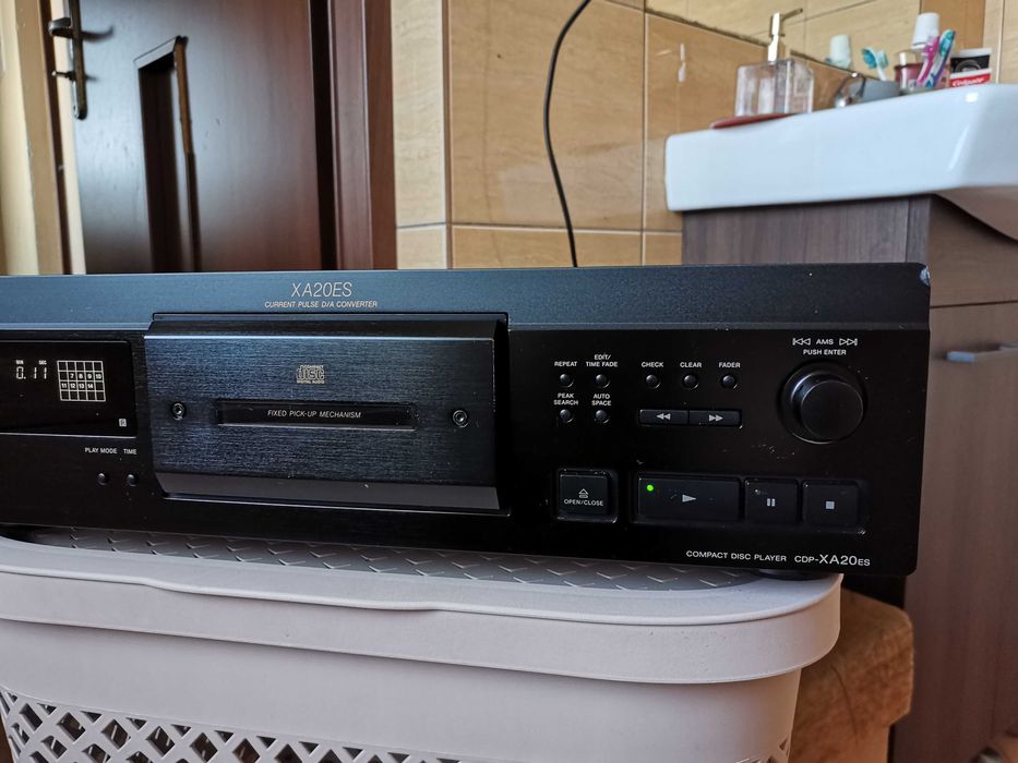 Odtwarzacz Sony CDP XA20 ES