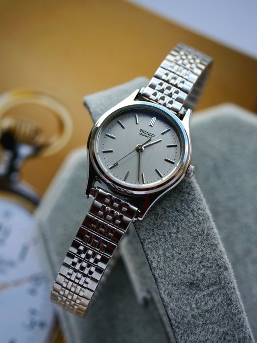 Seiko quartz damski zegarek japonski używany oryginalny ładny stan