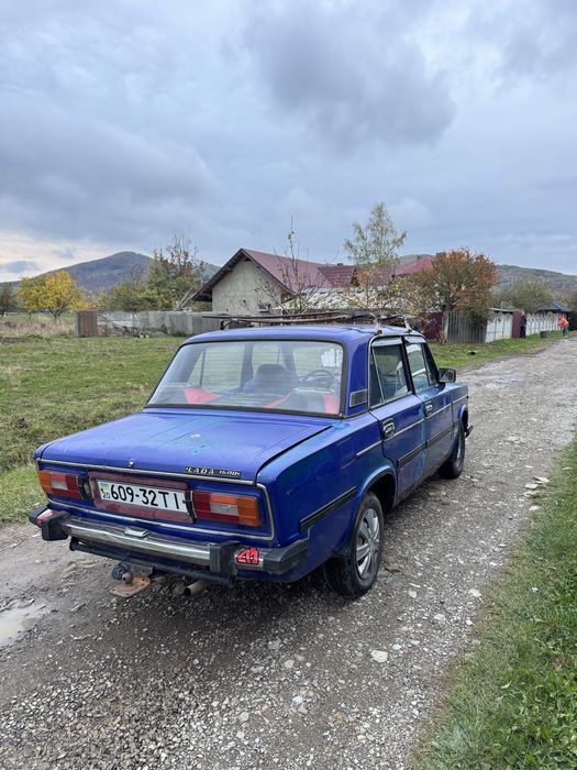 Автомобіль Ваз 21061