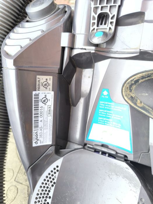 Пилосос              Dyson                .