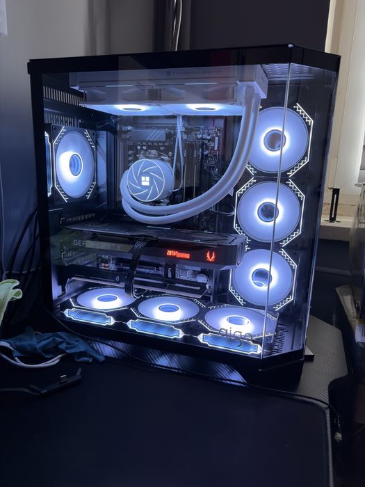Komputer Rayzen 7 7800X3D/ RTX 5070 12GB Solid OC/ DDR5 32GB 6400Hz/ dysk SSD 1T Samsung 990 Pro
