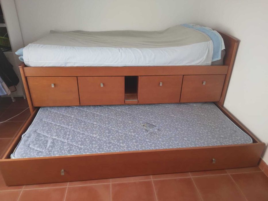 Quarto completo de Adolescente