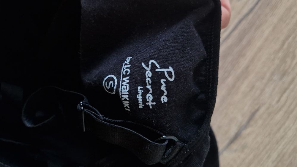 Майка для годування