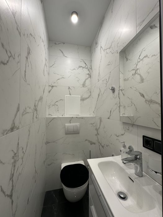 Центр-оренда 2 кім.кварт.+студія-Вид на Ратушу-Перша здача-Паркінг