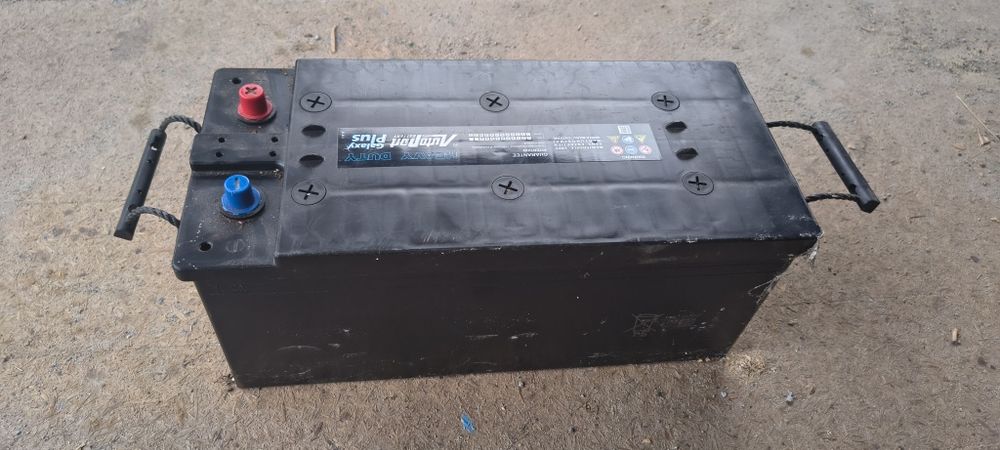 Akumulator 185 ah 12v