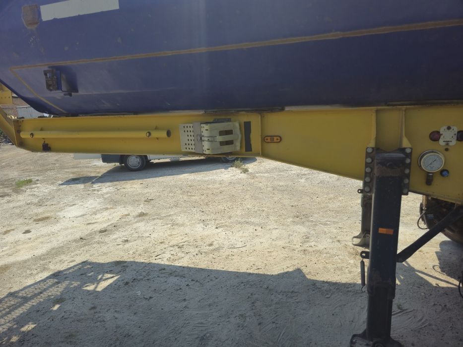 Schwarzmuller HKS 2004 напівпричіп