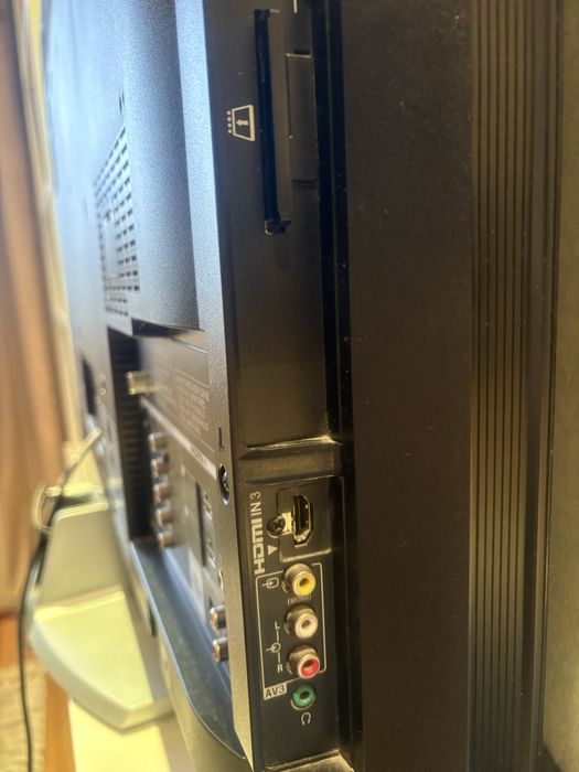 Telewizor Sony Bravia 40” LCD hdmi x3 doskonaly obraz stan, Pilot