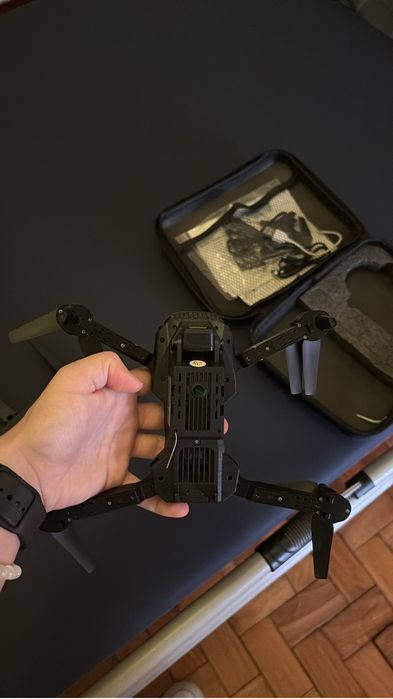 Vendo drone completamnete novo