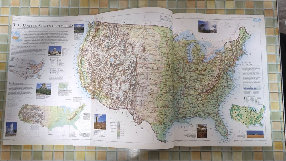 DK World Atlas (атлас світу)