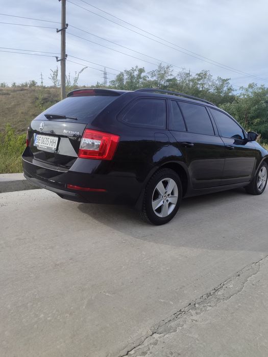 Авто в доброму стані без вкладень,на новій зимній гумі